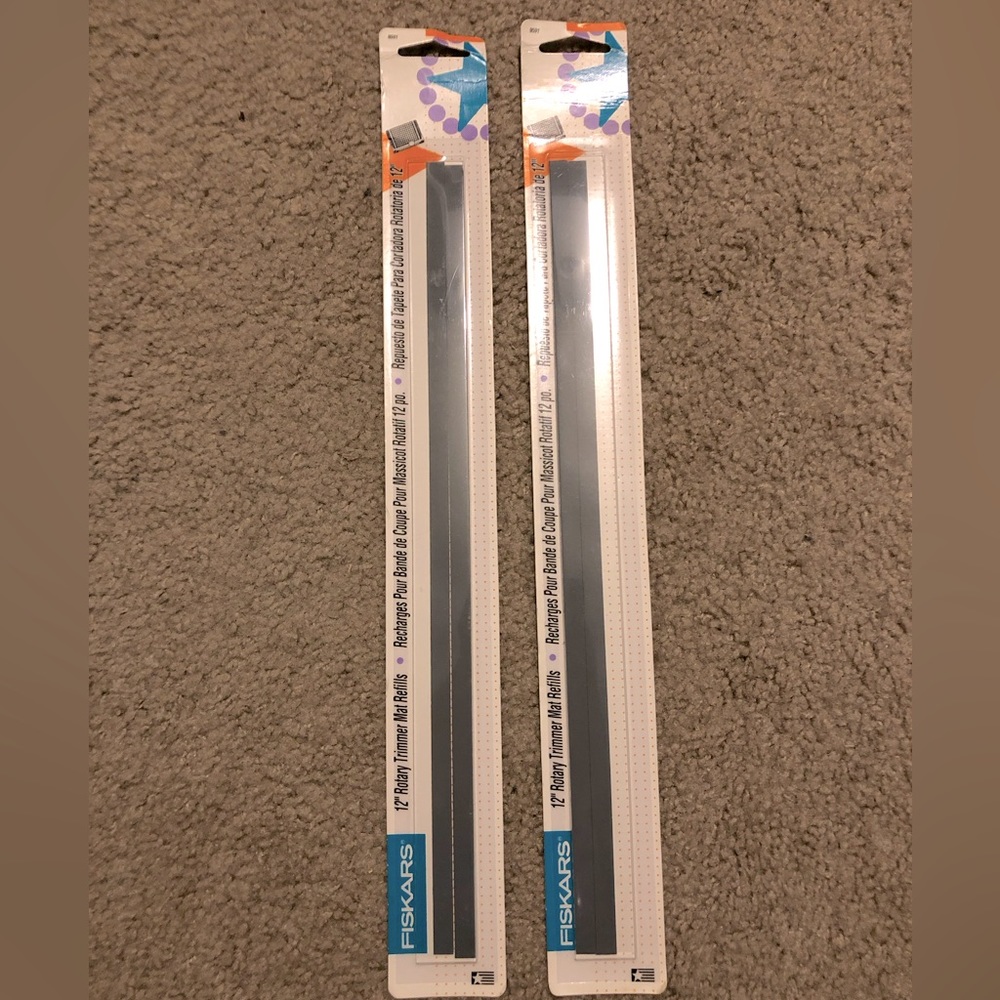 New Set of 2- 2 packs Fiskars 12” Rotary Trimmer Mat Refills. # 9591